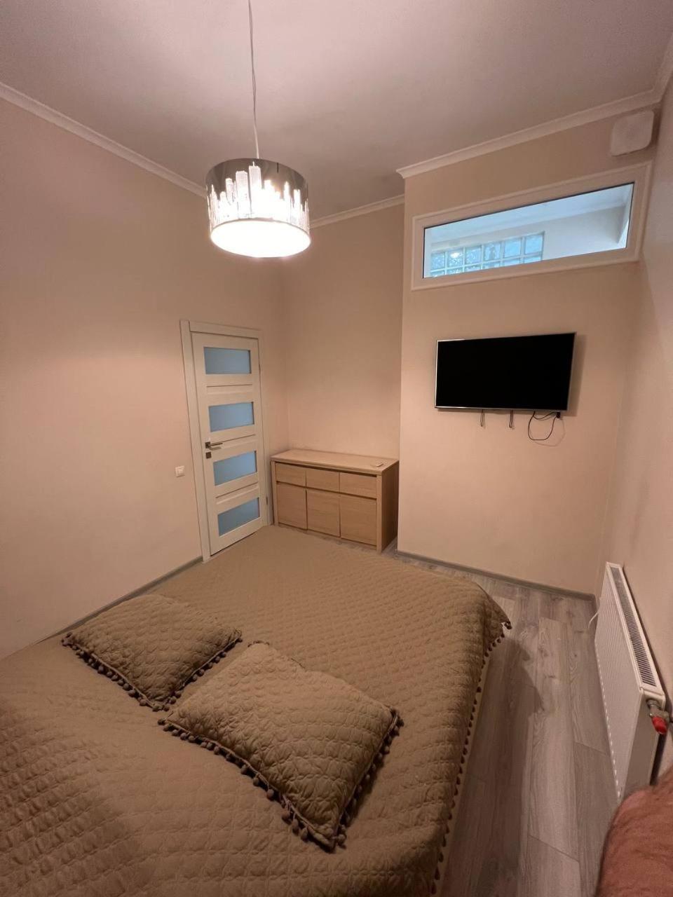 Apartments On Sholom Aleikhema リヴィウ エクステリア 写真
